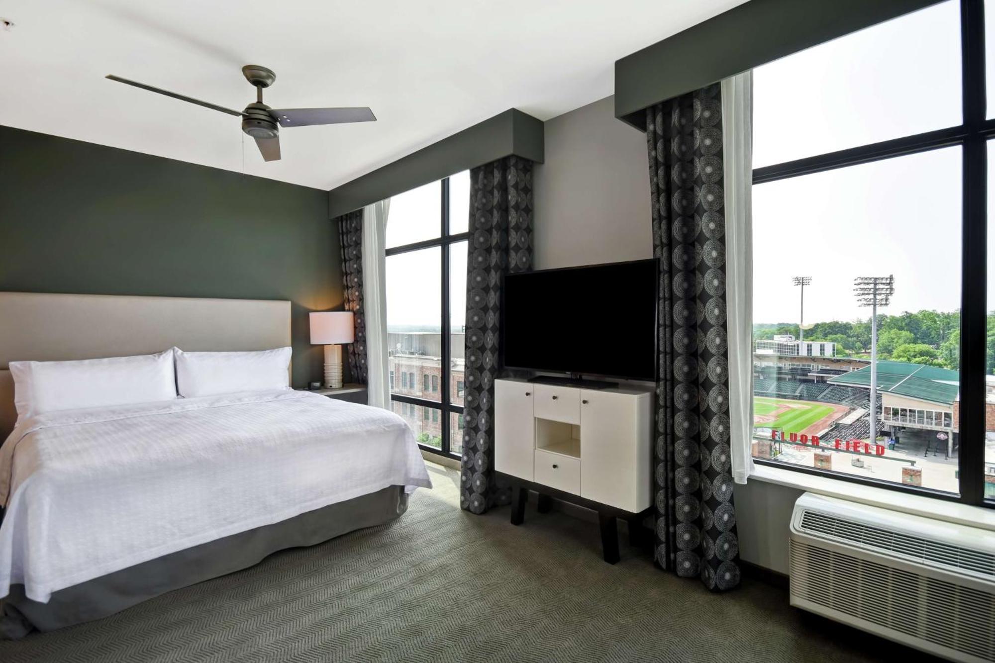 โฮมวูด สวีท บาย ฮิลตัน กรันวิลล์ ดาวน์ทาวน์ เซาท์แคโรไลนา Hotel กรีนวิลล์ ภายนอก รูปภาพ