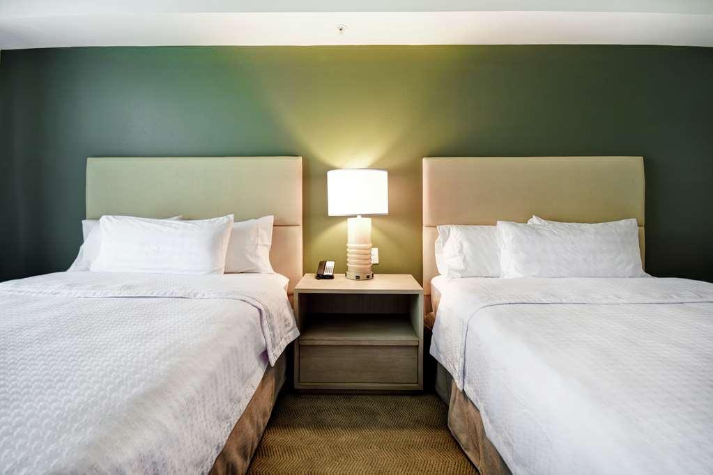 โฮมวูด สวีท บาย ฮิลตัน กรันวิลล์ ดาวน์ทาวน์ เซาท์แคโรไลนา Hotel กรีนวิลล์ ห้อง รูปภาพ
