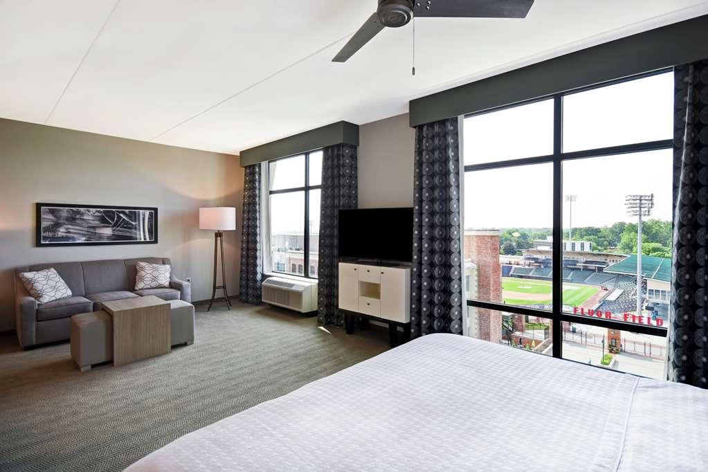 โฮมวูด สวีท บาย ฮิลตัน กรันวิลล์ ดาวน์ทาวน์ เซาท์แคโรไลนา Hotel กรีนวิลล์ ห้อง รูปภาพ